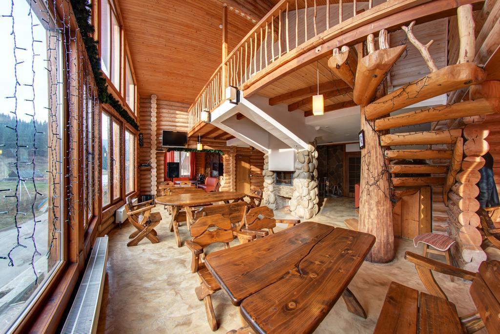 Hotel Bereg 부코벨 외부 사진